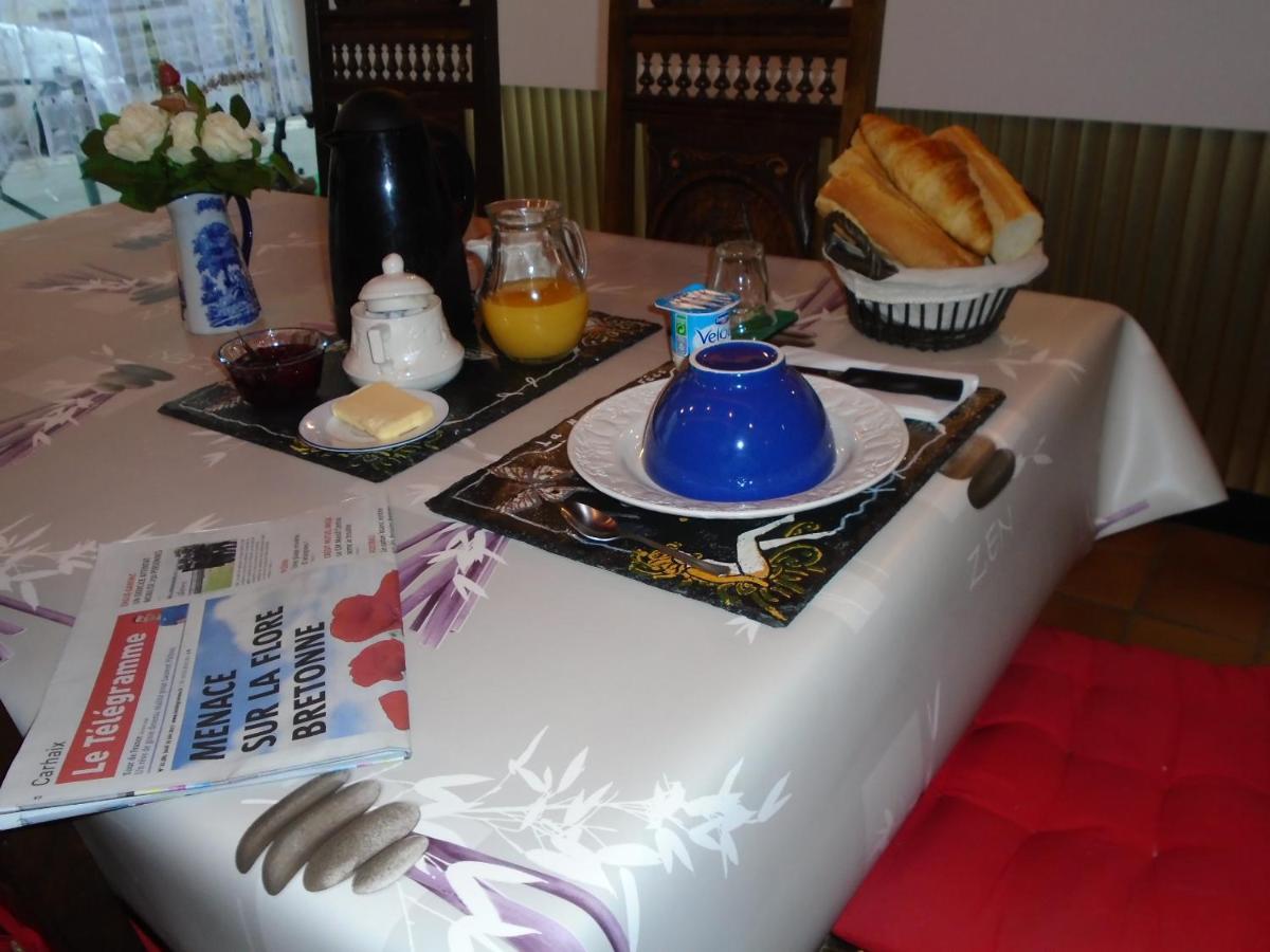 La Mare Aux Fees Bed & Breakfast Huelgoat Ngoại thất bức ảnh